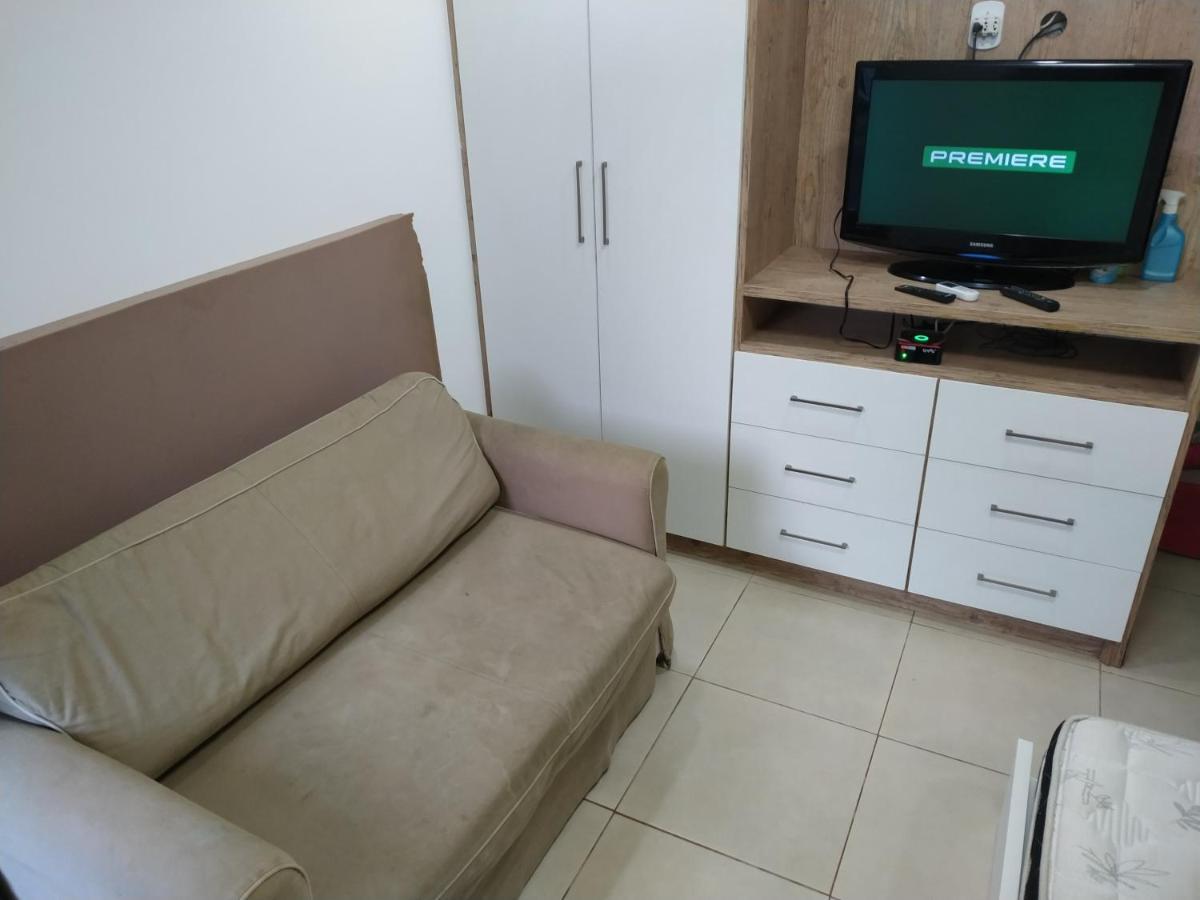 Aluguel De Flats Condominio Bangalo Em Cabo Frio - Bloco 4 Apt 103 المظهر الخارجي الصورة